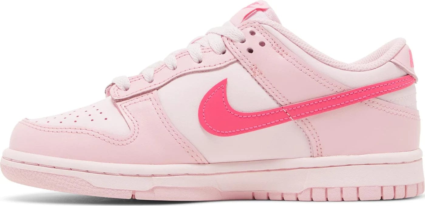 Nike Dunk Low "Triple Pink"