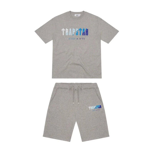 TRAPSTAR CHENILLE DECODED SHORT SET GREY/ICE