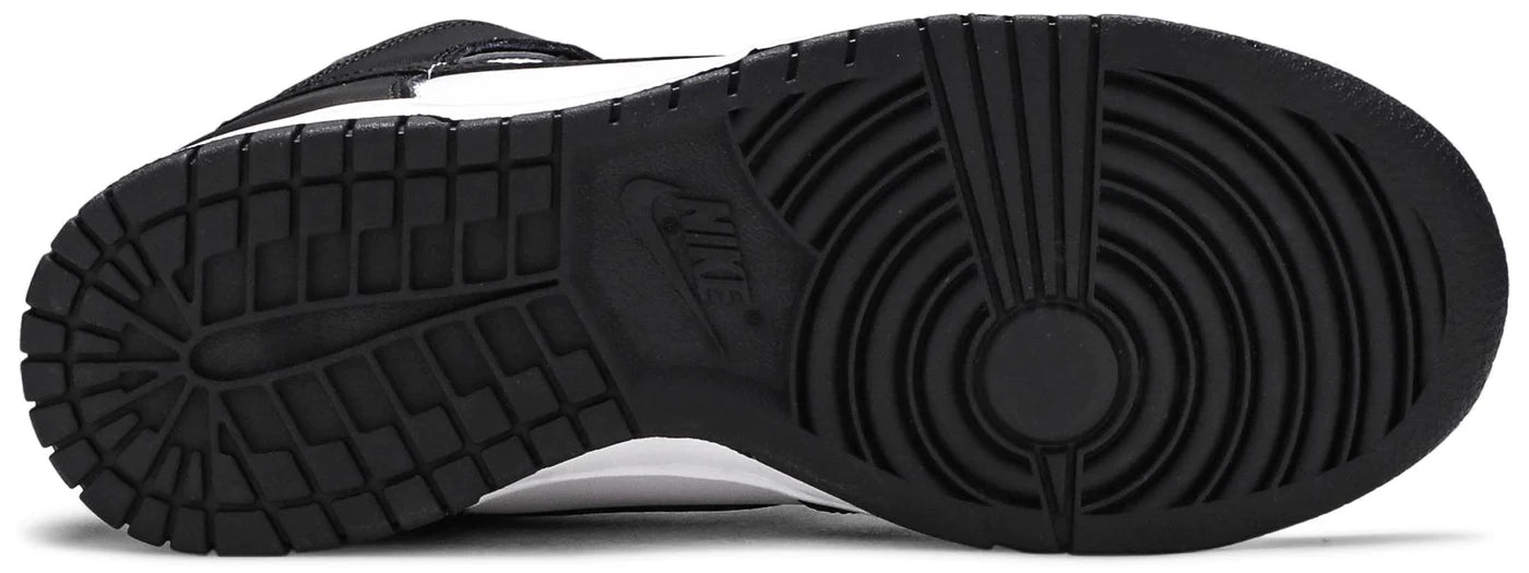 Nike Dunk High "Panda"