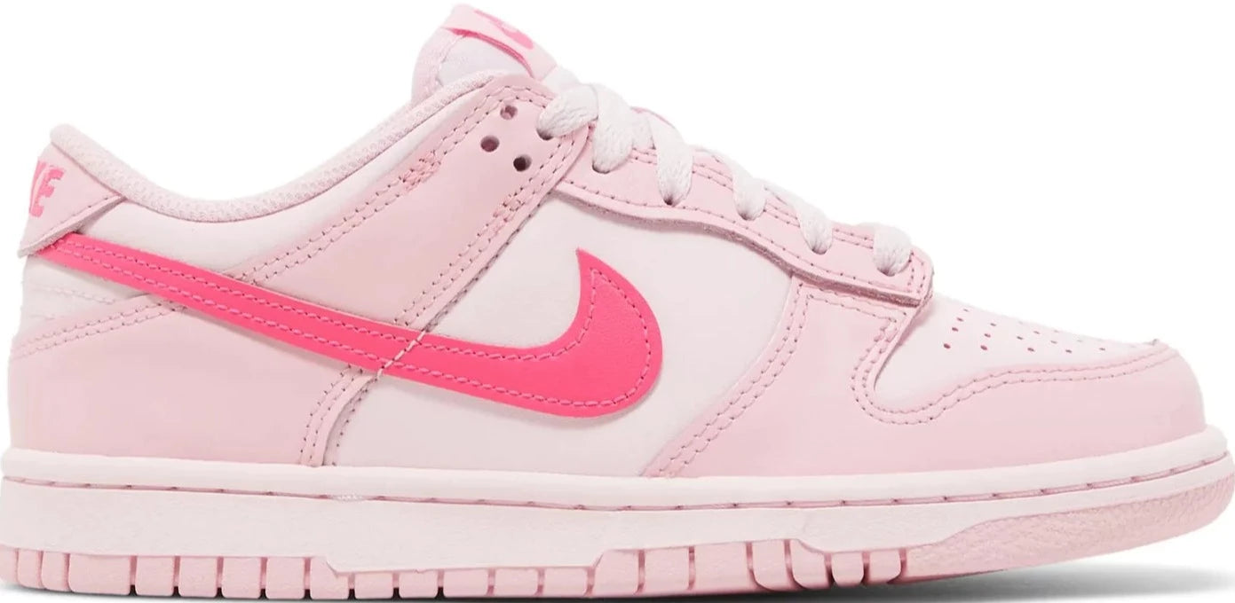 Nike Dunk Low "Triple Pink"